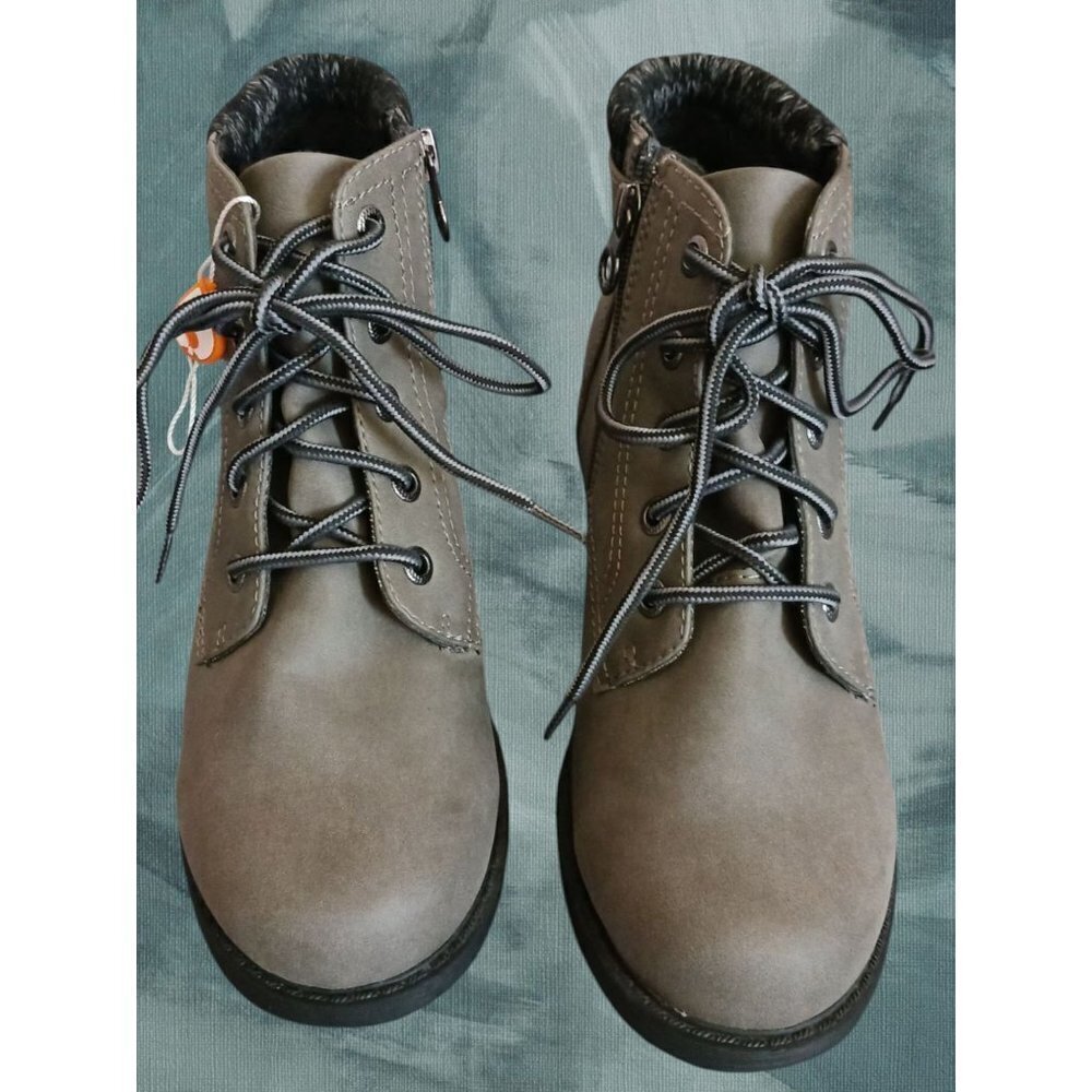 Sporto Womens Faux Suede Ankle Boots With Knit Collar & Lace-Up 7.5M gray color